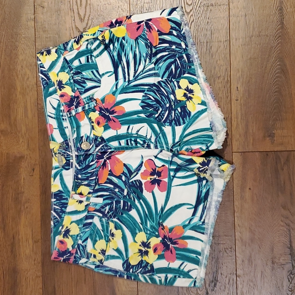 Old Navy tropical shorts
